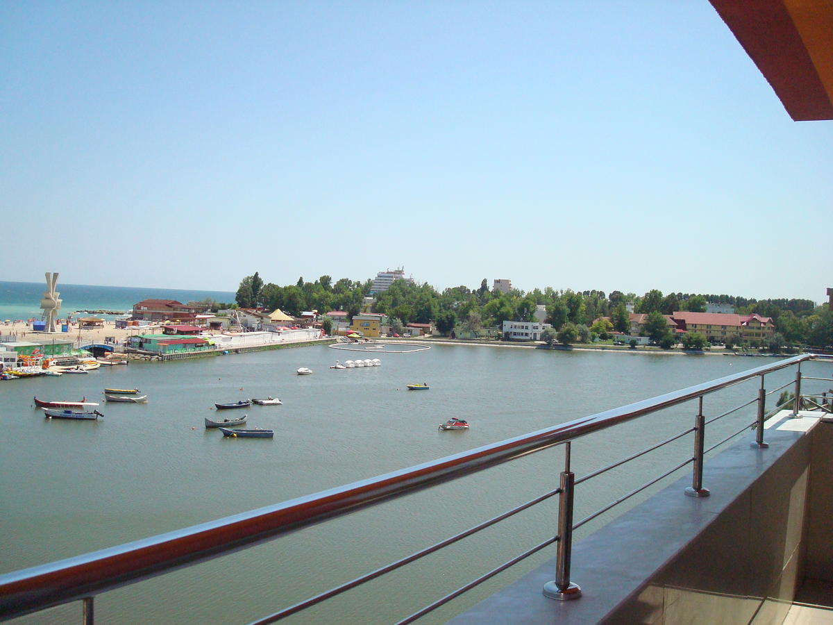 Hotel Prestige Costinești Kültér fotó